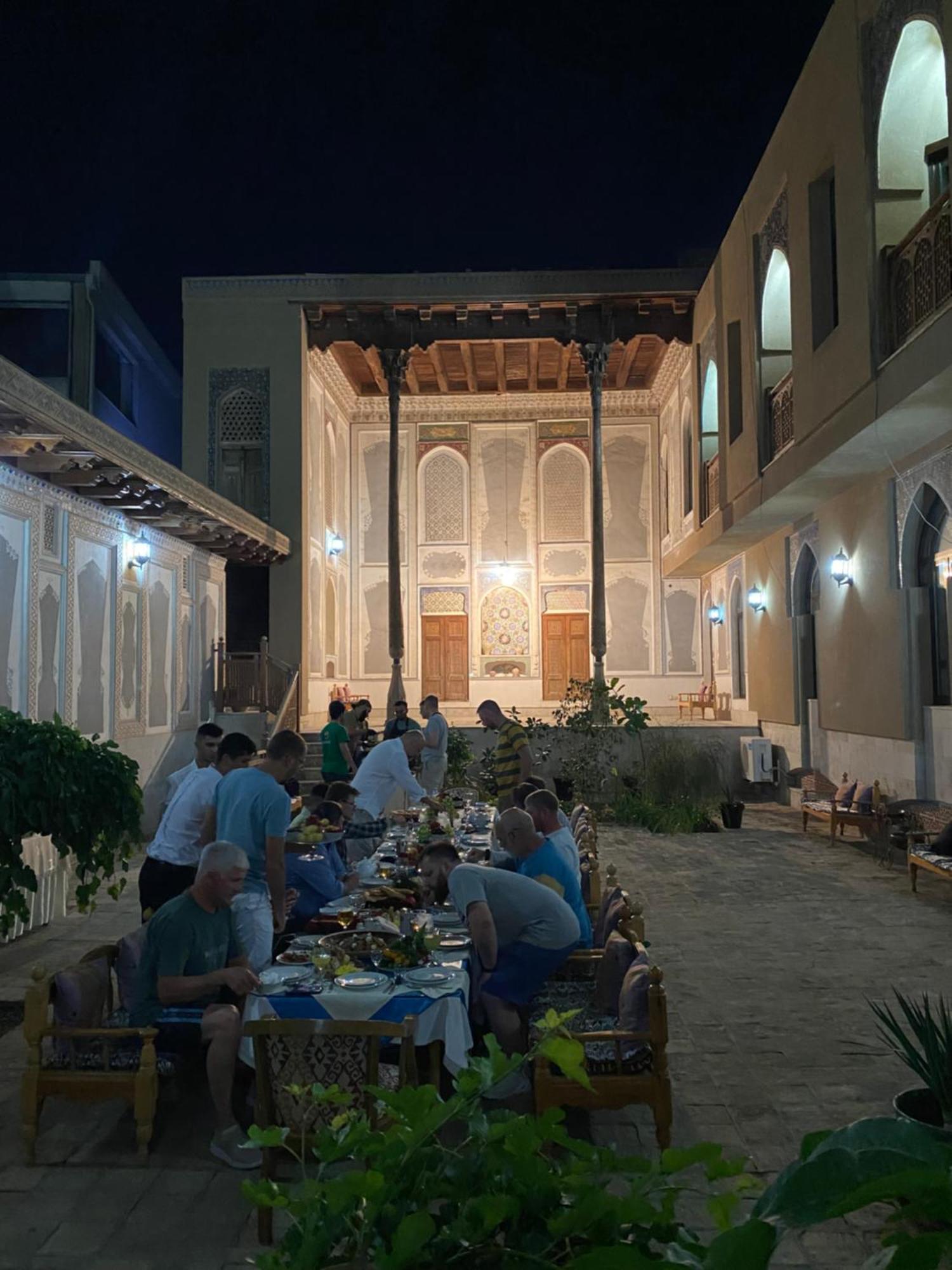 Sultan Hotel Boukhara Extérieur photo